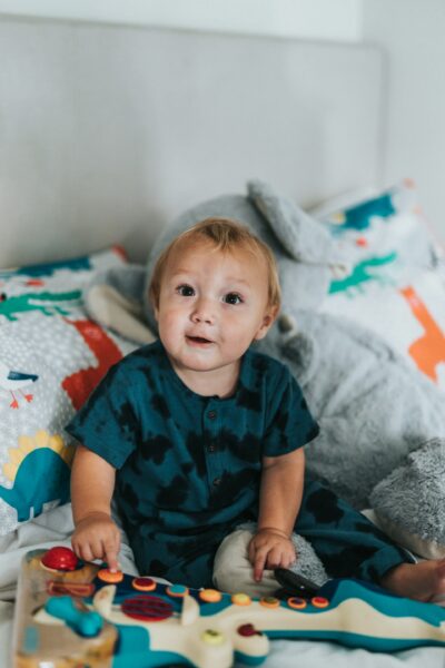 foto zdroj: Unsplash - Matky v nesnázích dítě