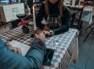 pár na rande