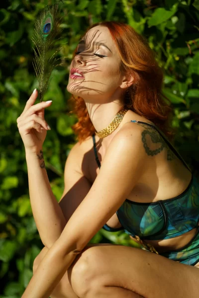 foto zdroj: Unsplash - Matky v nesnázích sexy mladá zrzka